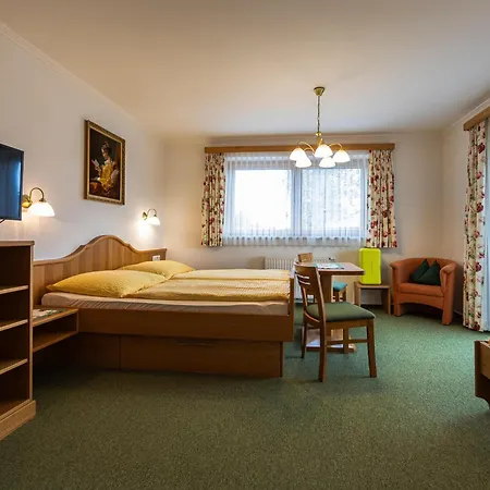 Gaestehaus Bleiweis-zehentner 3* Zell am See