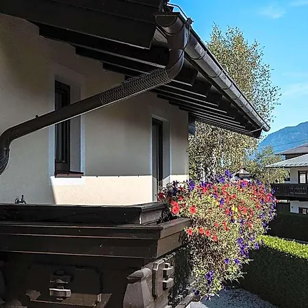 Gaestehaus Bleiweis-zehentner B&B 젤암제