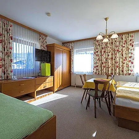 B&B Gaestehaus Bleiweis-zehentner 젤암제