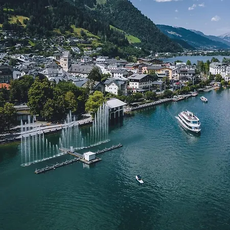 Nocleg ze śniadaniem Gaestehaus Bleiweis-zehentner Zell am See