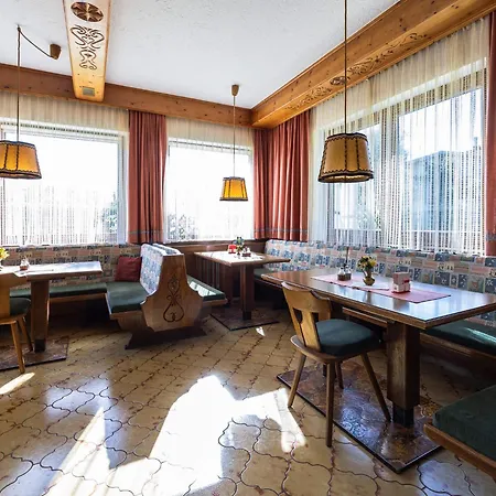 Gaestehaus Bleiweis-zehentner Zell am See