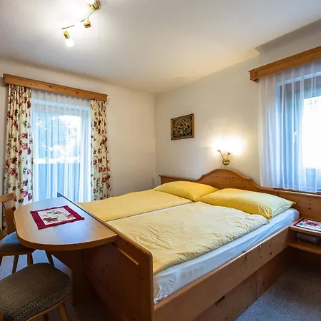 Gaestehaus Bleiweis-zehentner Nocleg ze śniadaniem Zell am See