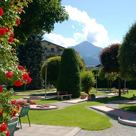 Nocleg ze śniadaniem Gaestehaus Bleiweis-zehentner Zell am See